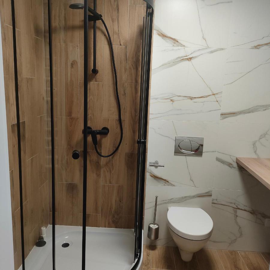 Sympozjum Loft Lägenhet Kraków Exteriör bild