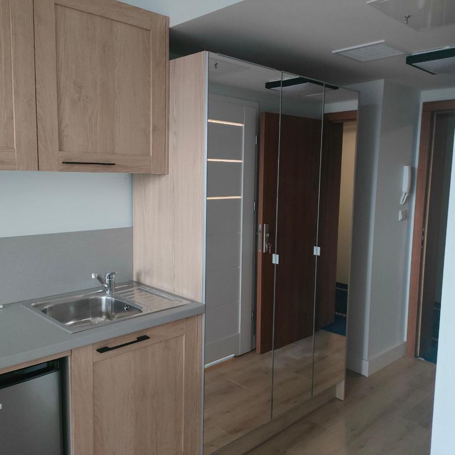 Sympozjum Loft Lägenhet Kraków Exteriör bild